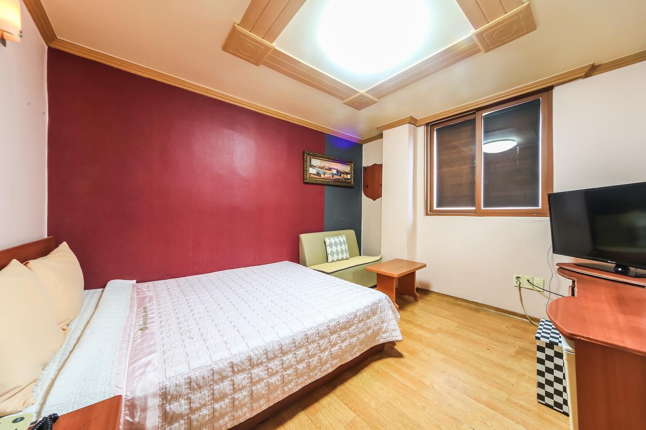 Nampo One Motel Busan Exterior photo