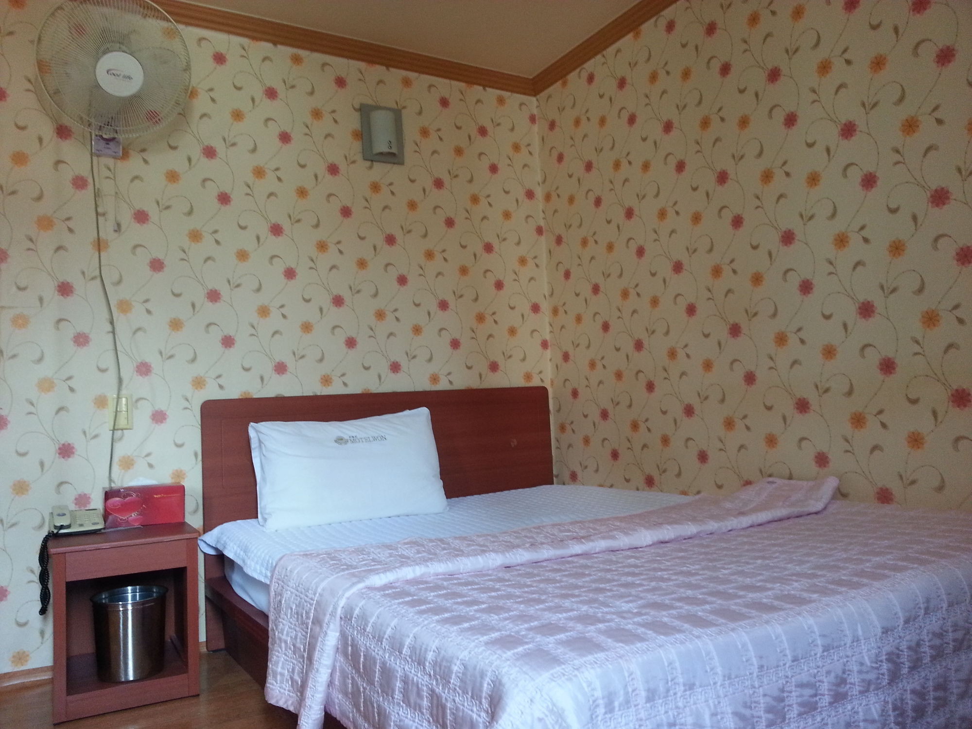 Nampo One Motel Busan Exterior photo